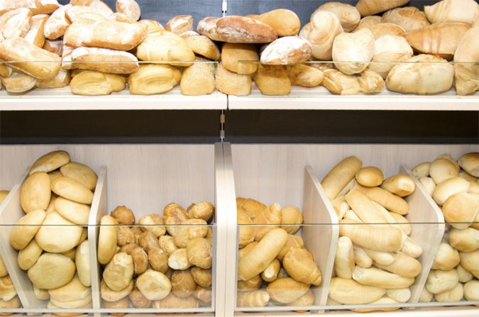 arredamento negozi panetteria borgosesia (5)